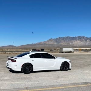 Meet your Posher, Jun